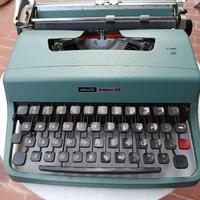 Olivetti lettera 32
