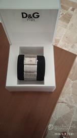 due Orologi dolce gabbana e moschino 