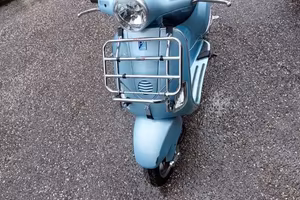 Vespa 150 LX