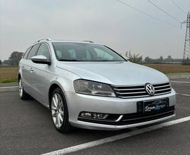 Volkswagen Passat 2.0 TDI Highline BlueM. Tech.