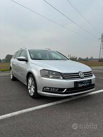 Volkswagen Passat 2.0 TDI Highline BlueM. Tech.