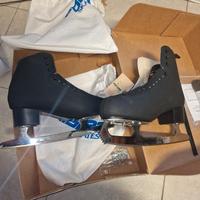 Pattini su ghiaccio Royal