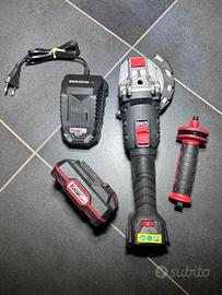 Smerigliatrice angolare Parkside a batteria