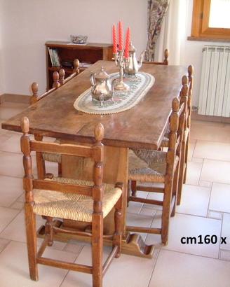 N° 10 Sedie artigianato toscano e tavolo in legno