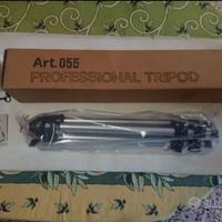 ART 055 MANFROTTO TRIPOD ALLUMINIO TREPPIEDE SUPPO