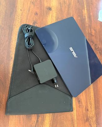 ASUS ZenBook UX430UQ i7–8GB RAM–SSD 512GB-GeForce