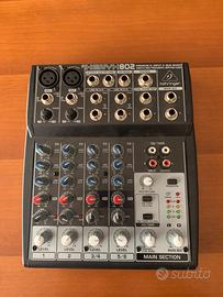 Mixer behringer Xenix 802