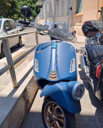 vespa edizione limitata gtv 310