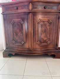 credenza in arte povera