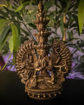 Statua Avalokiteshvara 1000 Braccia in Ottone