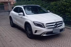 mercedes gla200d