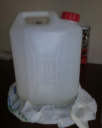 TanicaNuovaPerAlimentiMaAnchePerCarburantiOlioDa10