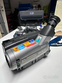 Handycam Sony CCD TR 620 E PAL