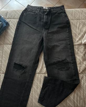 jeans nero strappato donna