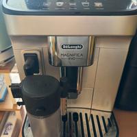 macchina da caffè Delonghi Magnifica Evo