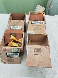 Scatoli di sigari vuoti