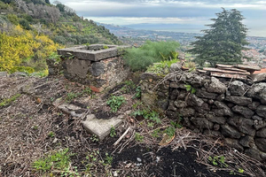 Rudere con giardino a Nunziata di Mascali