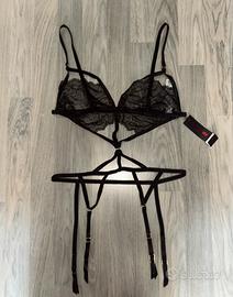 Completo  lingerie Yamamay nero in pizzo