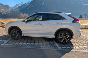 Mitsubishi Eclipse Cross Plug in Hybrid 4WD Top