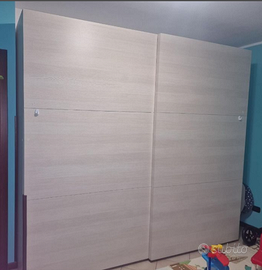 Armadio usato a 2 ante scorrevoli codice:423