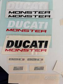 Adesivi serbatoio ducati mondter
