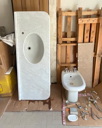 Bagno con accessori