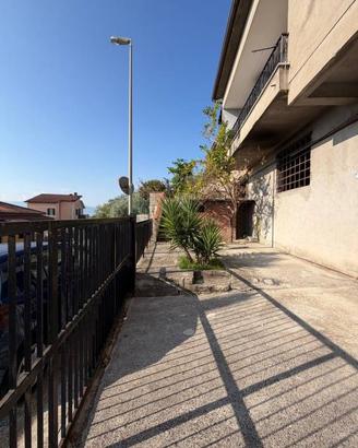 Appartamento di 120 m² con 4 locali e box auto dop