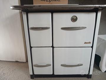 Stufa a legna Becchi