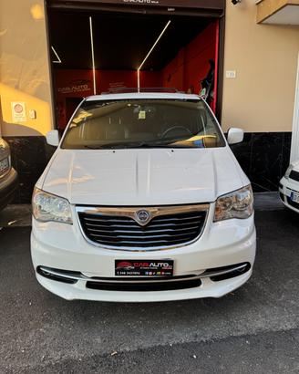 Lancia Voyager 2.8 Turbodiesel Platinum 177 CV