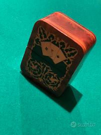 Portacarte da gioco in legno intarsiato