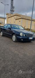 Mercedes E220 CDI anno 2000 km 223000.