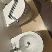 Coppia di sanitari moderni marca esedra