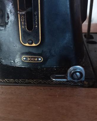 Macchina da cucire Singer  306 M