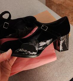 Elegante MaryJane in velluto nero