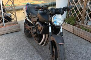 Hornet 600 2004