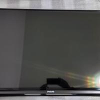 Pannello LCD 42 pollici con ambilight