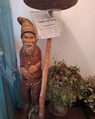 sculture in legno giade e quarzi