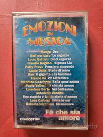 AUDIOCASSETTA " FA CHE SIA AMORE " , DE AGOSTINI