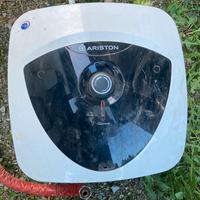 Scaldacqua 30 L elettrico