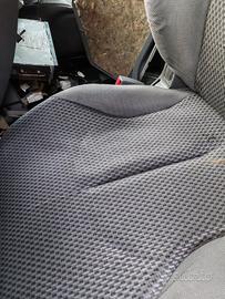 Sedile anteriore sx MITSUBISHI PAJERO del 2000