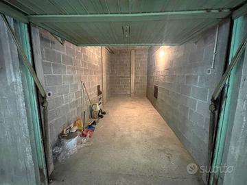 Garage 16 m² Pasian di Prato