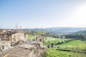 Appartamento di 84 m² con 3 locali e box auto a To