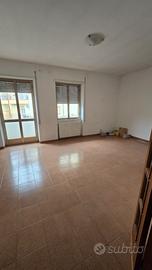 Pressi Via Ballero appartamento con terrazza