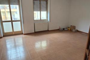 Pressi Via Ballero appartamento con terrazza