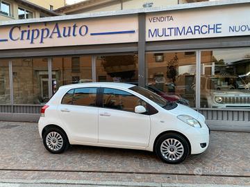 Toyota Yaris 1.0 5 Porte Sol