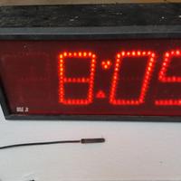 Orologio - Termometro - Data a LED da Esterno IBLE