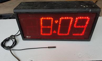 Orologio - Termometro - Data a LED da Esterno IBLE