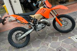 KTM 125