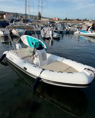 Gommone RED SEA 21