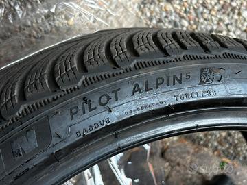 Pneumatici invernali per Tesla Y Performance